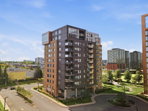 607-2875 Av. du Cosmodôme  Laval (Chomedey), QC H7T 0E3