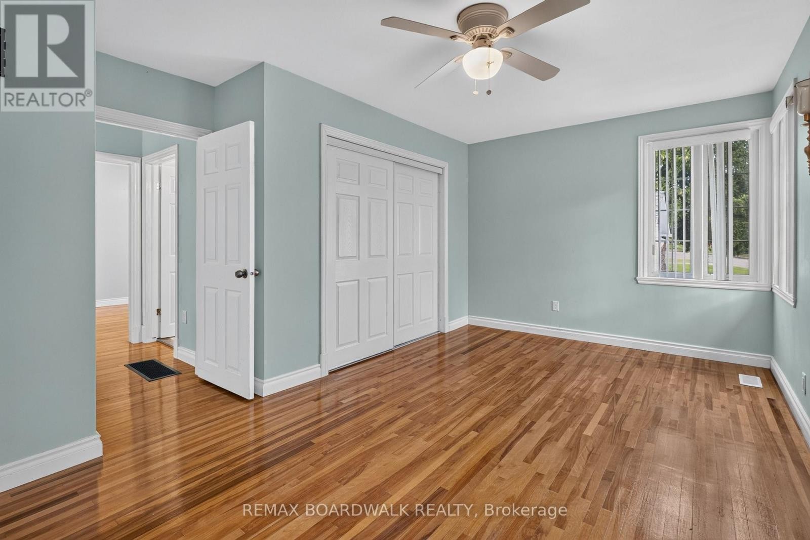 583 Donald Street, Ottawa, ON