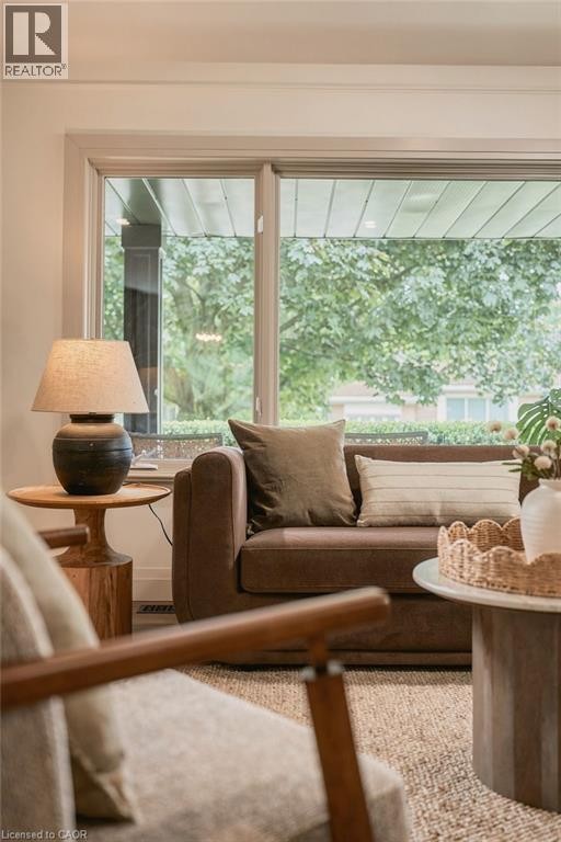 571 Leonard Court, Burlington, ON