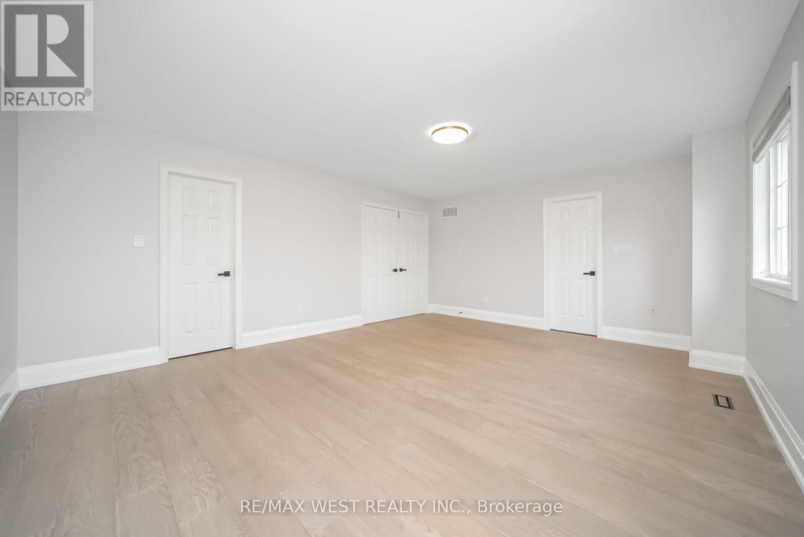 5843 Rainspring Drive, Mississauga, ON