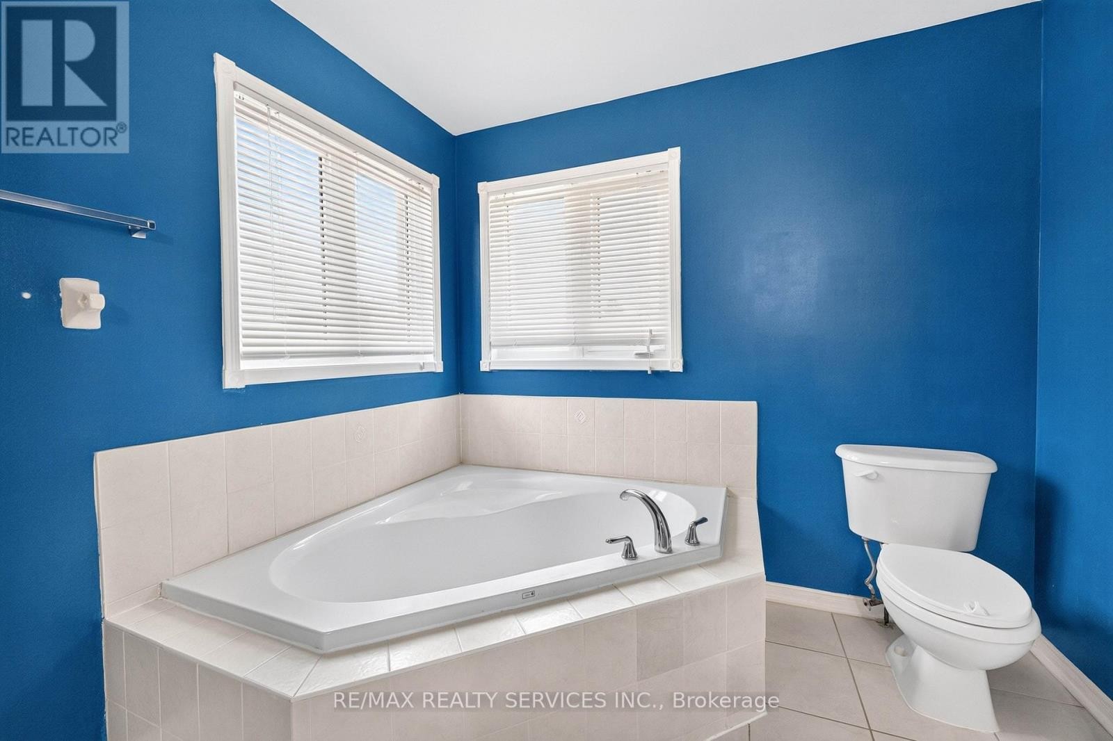703 Twain Avenue, Mississauga, ON