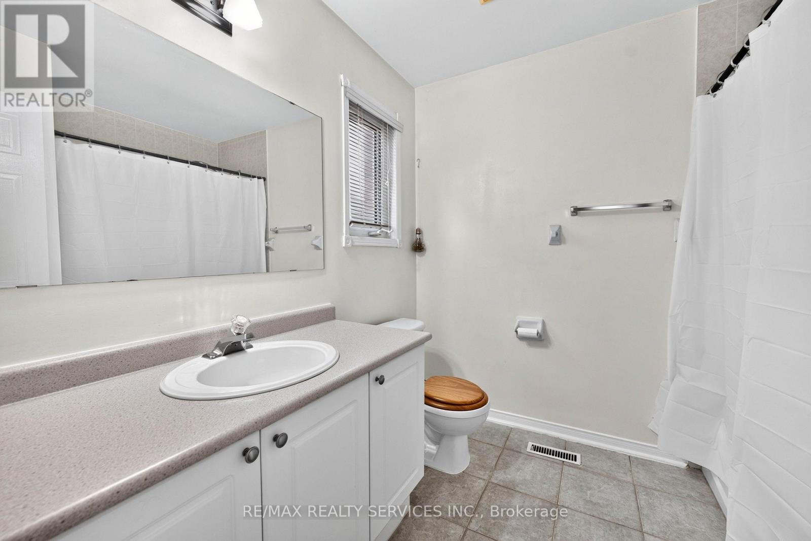 703 Twain Avenue, Mississauga, ON