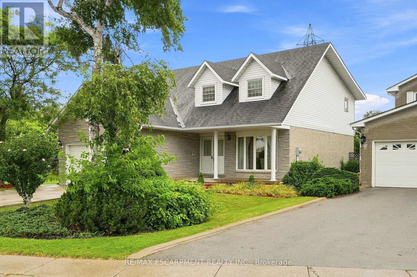 158 Rushdale Drive, Hamilton, ON