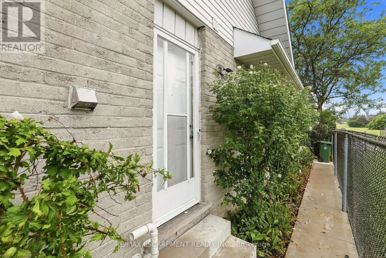 158 Rushdale Drive, Hamilton, ON