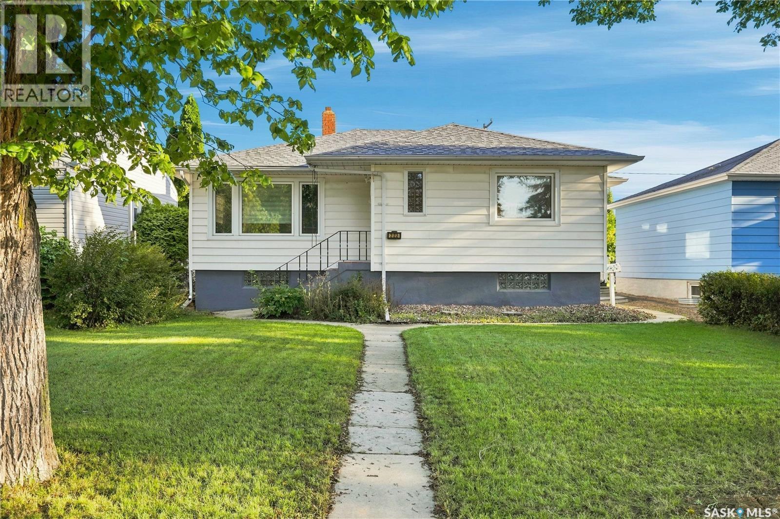 222 Broadway Avenue, Regina, SK