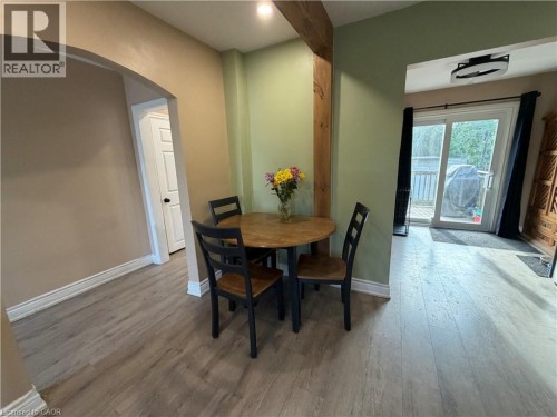 94 Howard Avenue, Hamilton, ON 