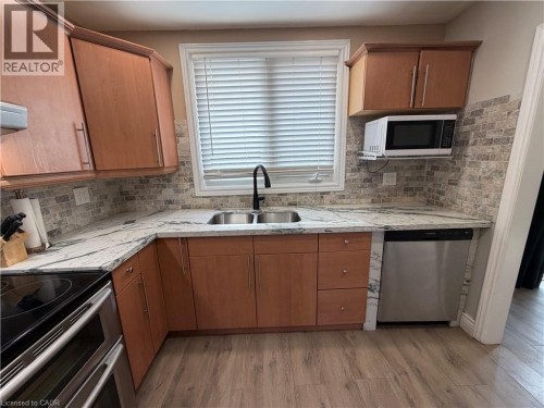 Nicely upgraded kitchen - 94 Howard Avenue, Hamilton, ON 