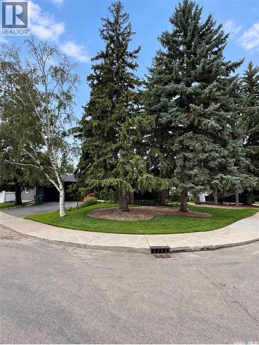 30 Yale Crescent, Saskatoon, SK 