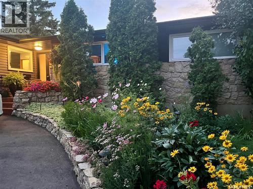 30 Yale Crescent, Saskatoon, SK 