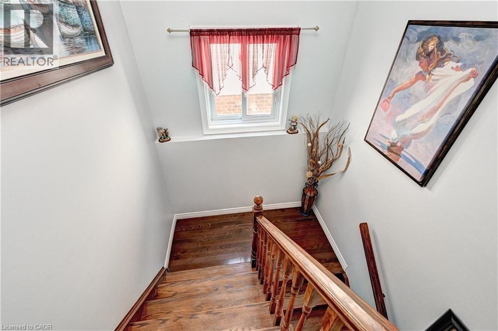 447 Hidden Creek Drive, Kitchener, ON