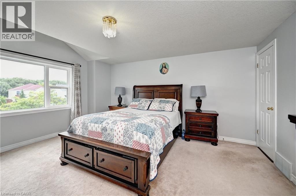 447 Hidden Creek Drive, Kitchener, ON