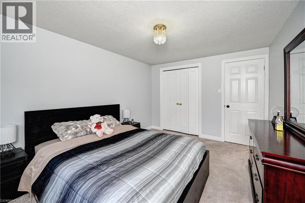 447 Hidden Creek Drive, Kitchener, ON