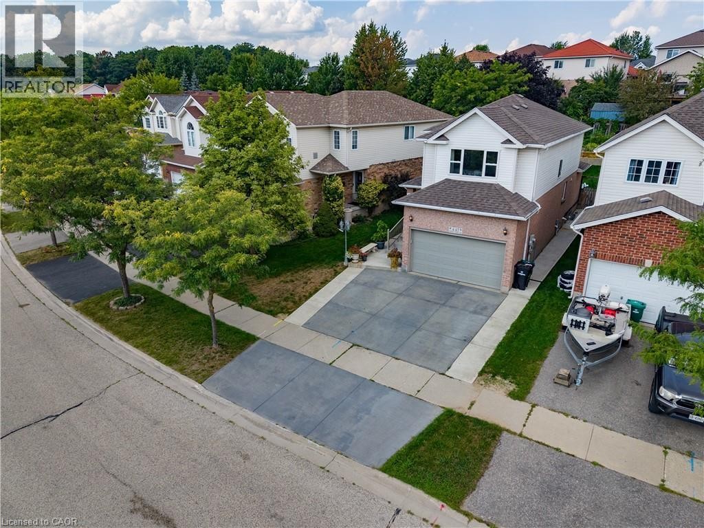 447 Hidden Creek Drive, Kitchener, ON