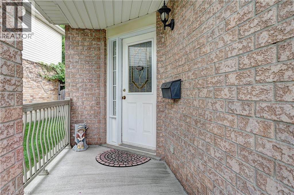 447 Hidden Creek Drive, Kitchener, ON