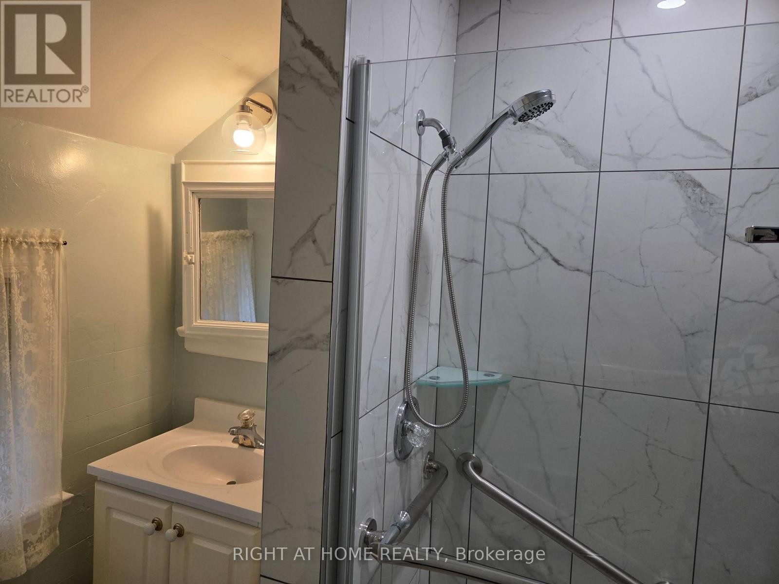 88 Lees Avenue, Ottawa, ON