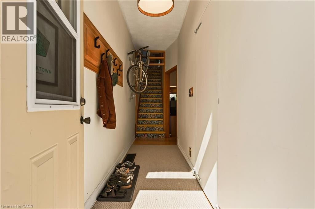 22 Spring Street, Hamilton, ON