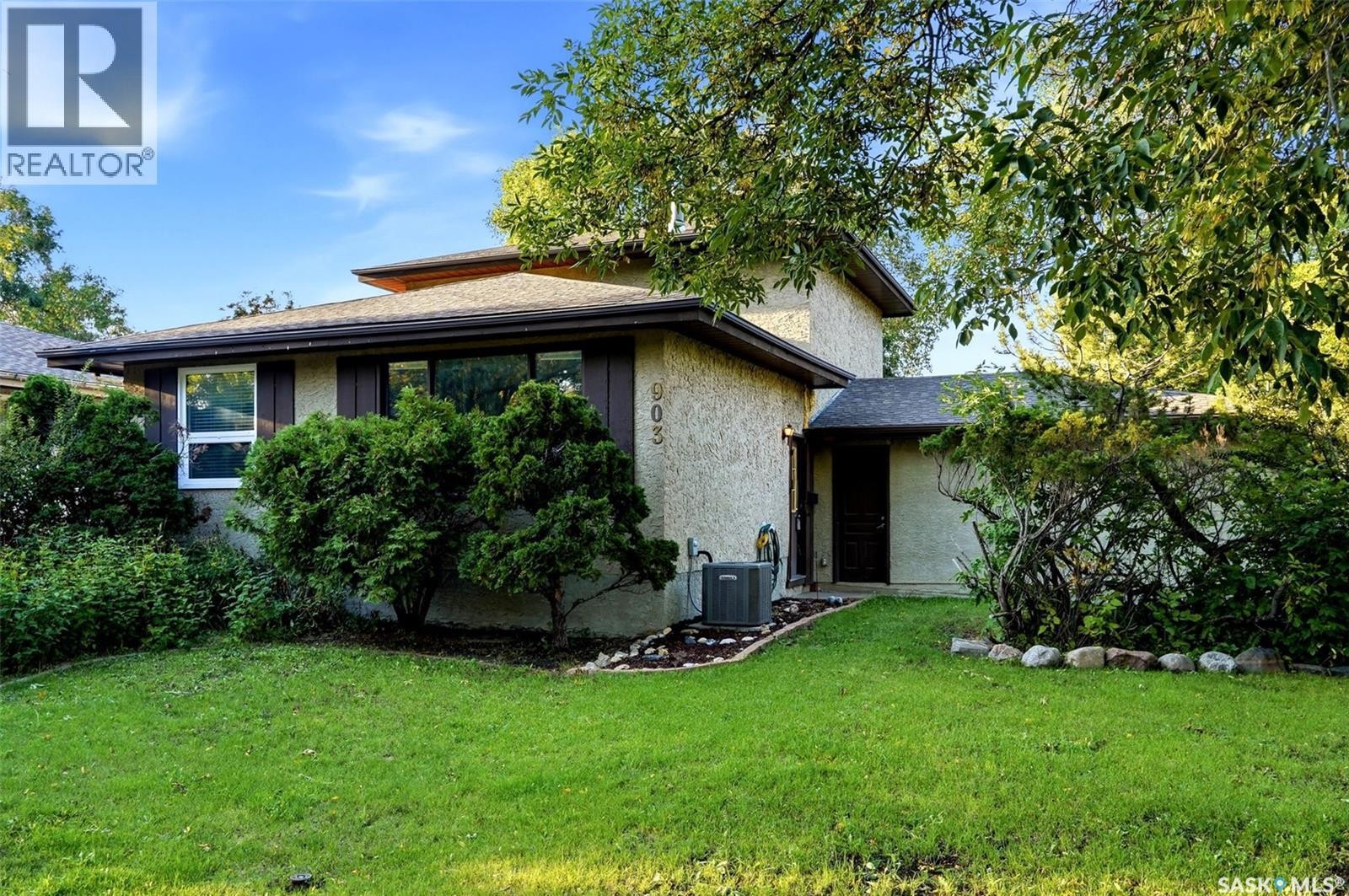 903 Rowell Crescent N, Regina, SK