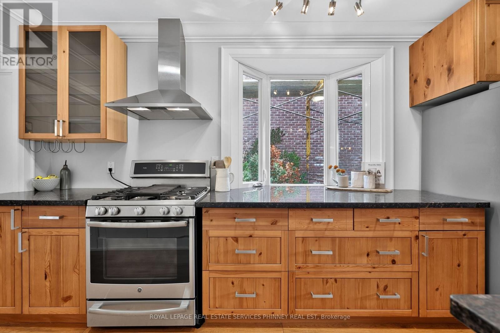 21 Cumberland Drive, Mississauga, ON
