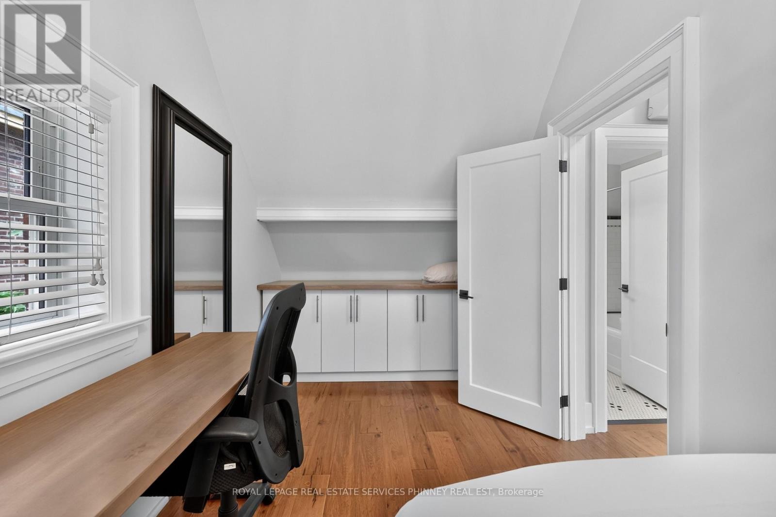 21 Cumberland Drive, Mississauga, ON