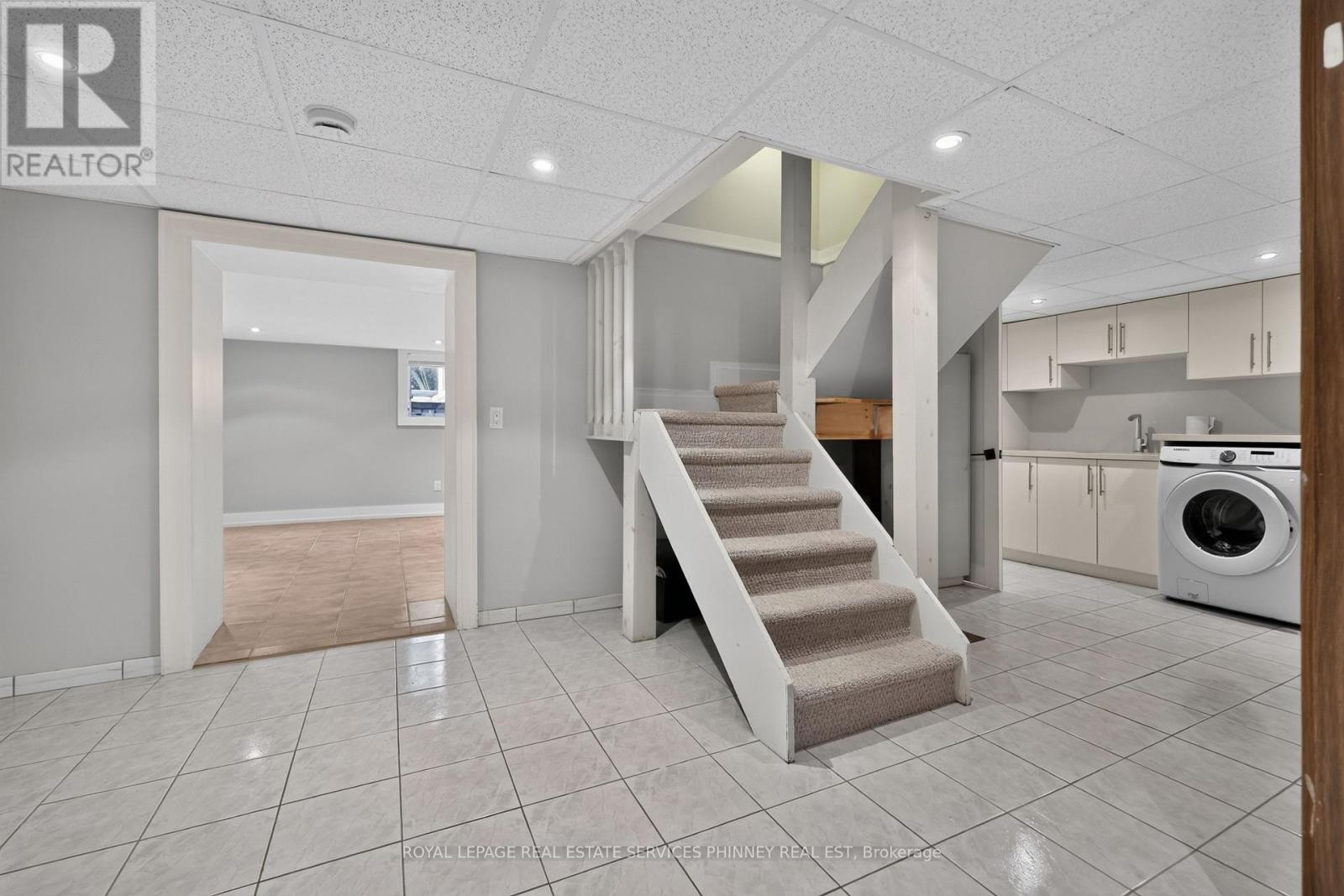 21 Cumberland Drive, Mississauga, ON