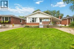 714 Victoria AVENUE Point Edward, ON N7V 1J8
