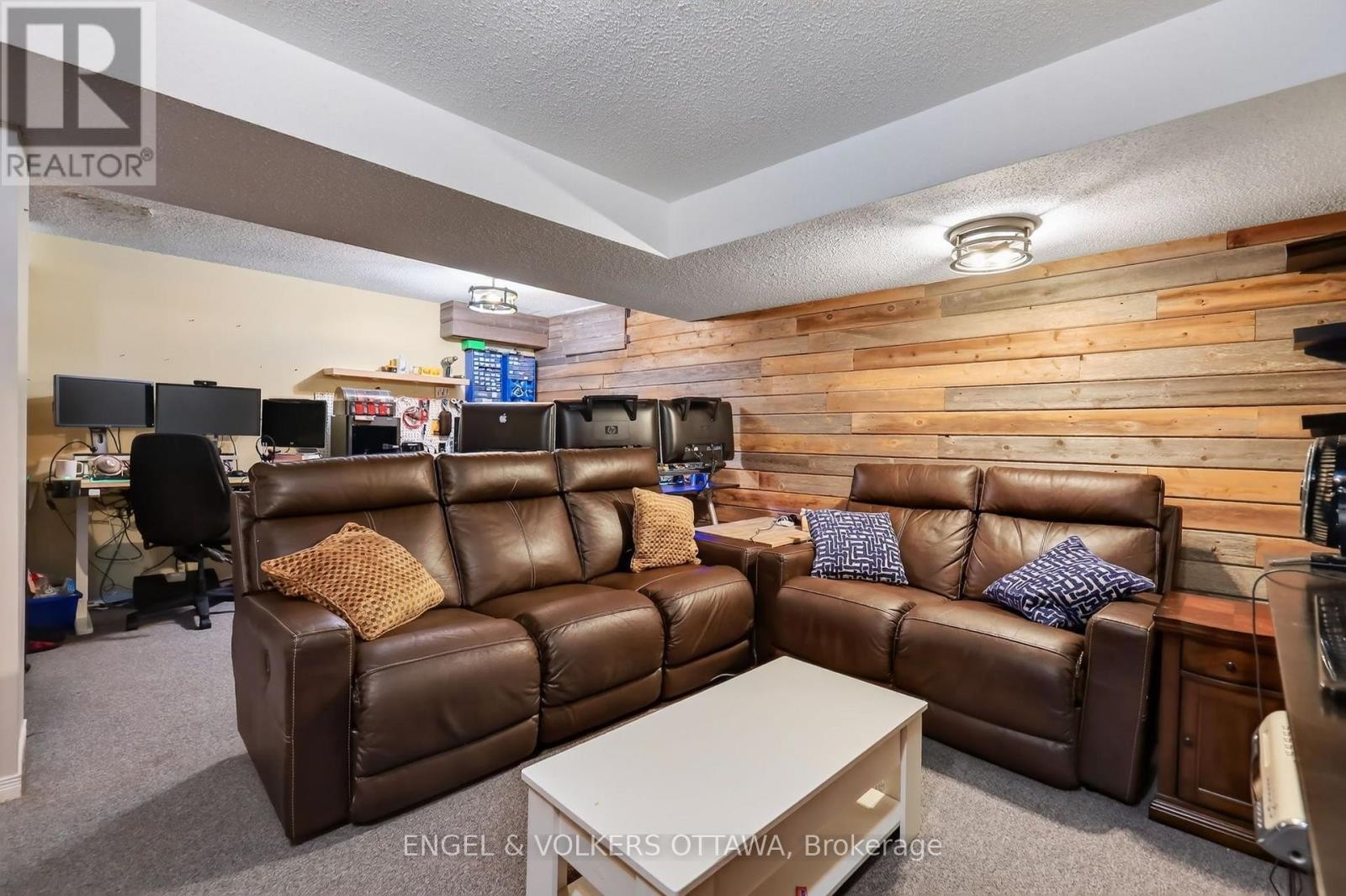 9 Streamwood Lane, Ottawa, ON