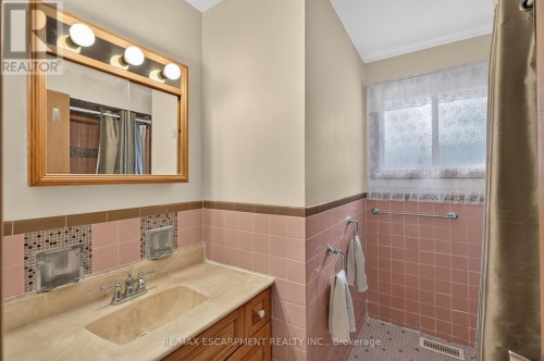 80 Sarasota Avenue, Hamilton, ON 