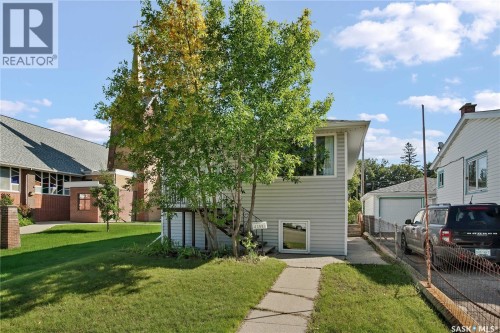 1209 Broadway Avenue, Saskatoon, SK 