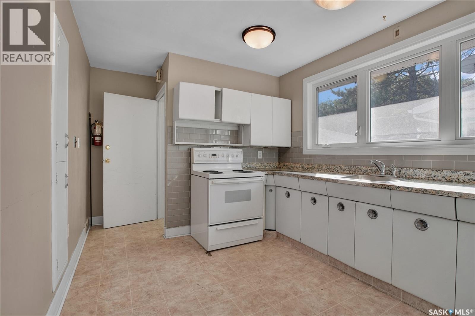 1209 Broadway Avenue, Saskatoon, SK