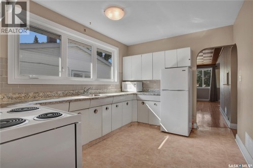 1209 Broadway Avenue, Saskatoon, SK 