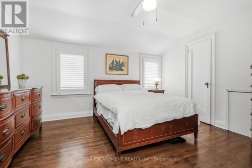 13 Allan Avenue, Hamilton, ON 