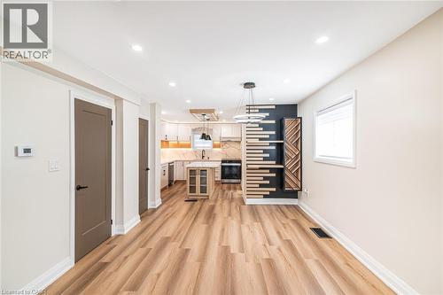 250 Rosslyn Avenue N, Hamilton, ON 
