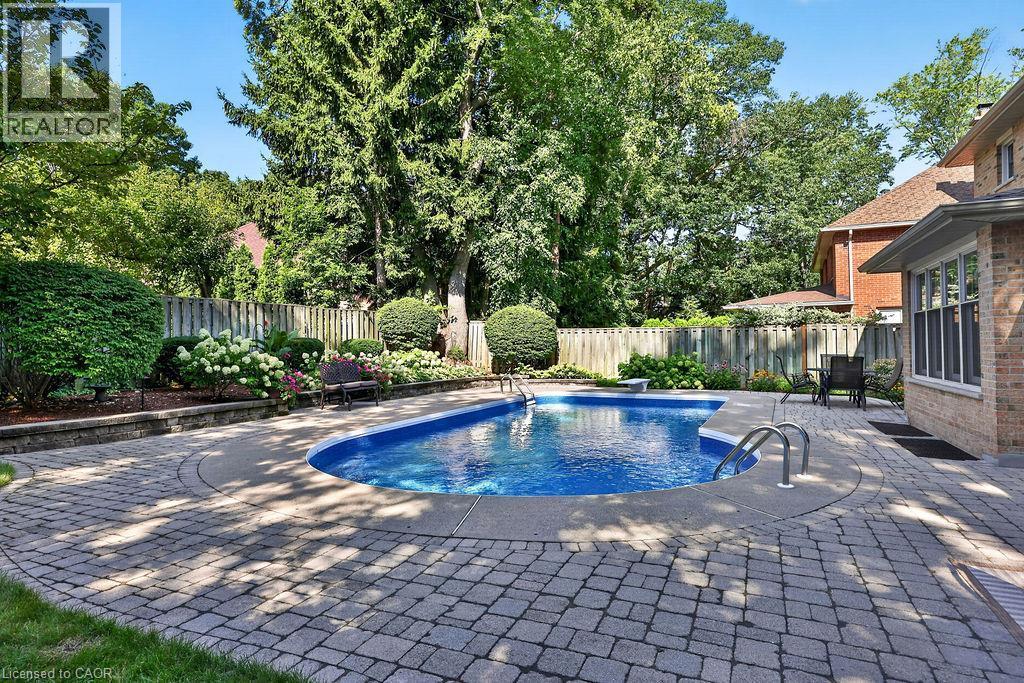 1470 Crescent Road, Mississauga, ON