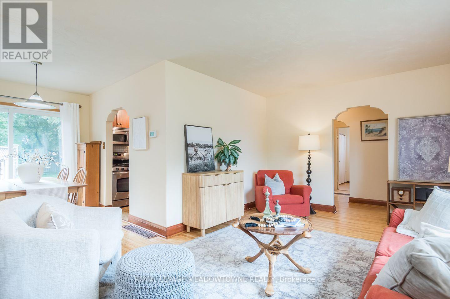 436 Broadway Avenue, Milton, ON