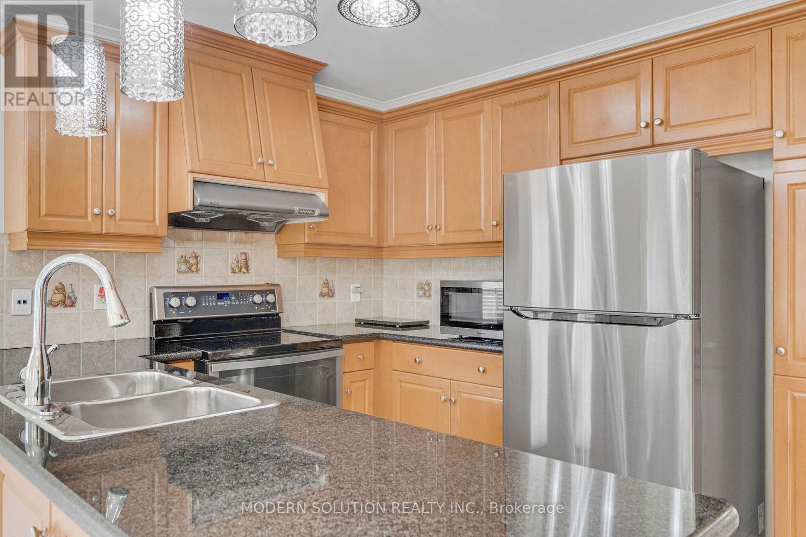 6431 Tenth Line W, Mississauga, ON