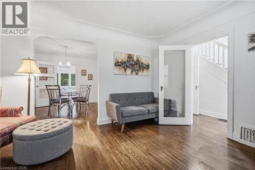13 Allan Avenue, Hamilton, ON 