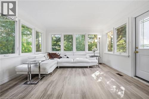 13 Allan Avenue, Hamilton, ON 