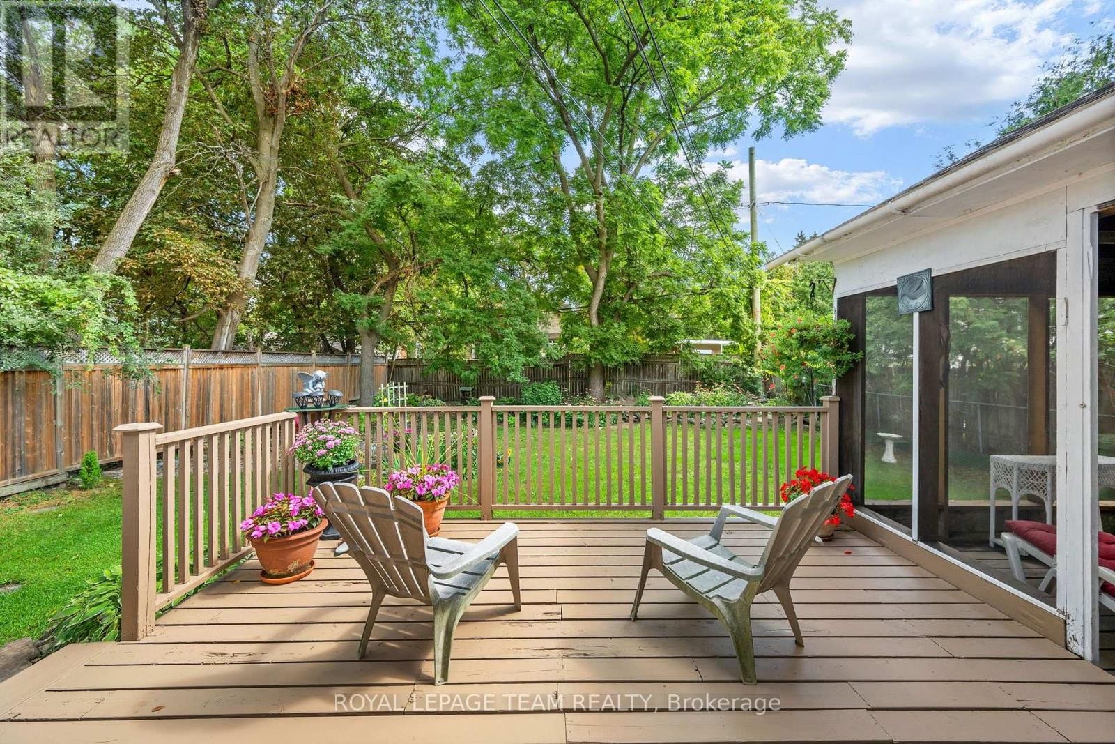 2009 Alta Vista Drive, Ottawa, ON