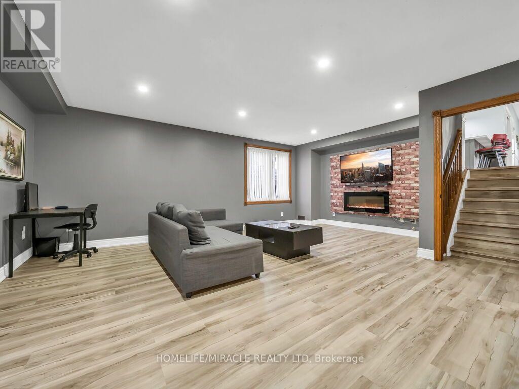 309 Hixon Road, Hamilton, ON