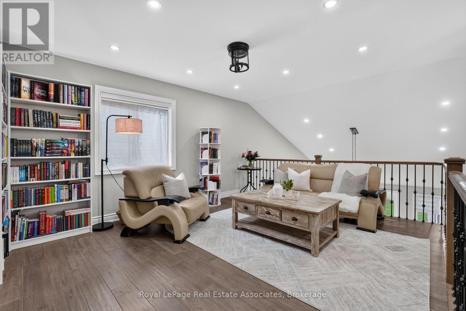 48 Harpin Way E, Centre Wellington, ON