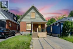 271 LONDON Road W Guelph, ON N1H 2C7