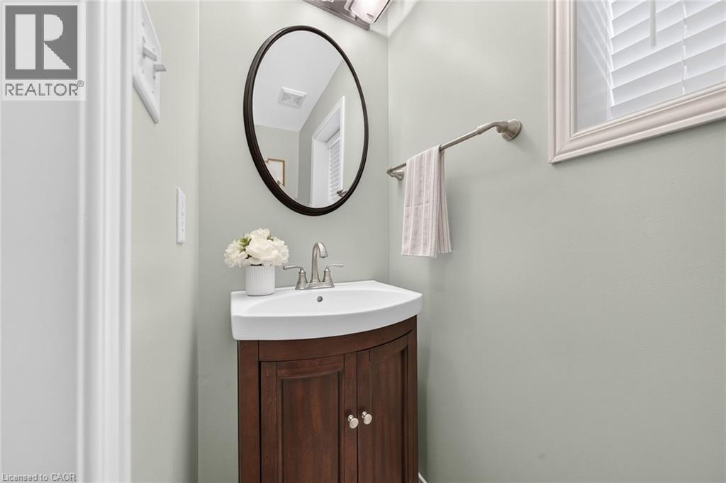 2203 Turnberry Road, Burlington, ON