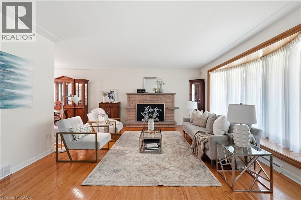 7 Braemar Place, Hamilton, ON