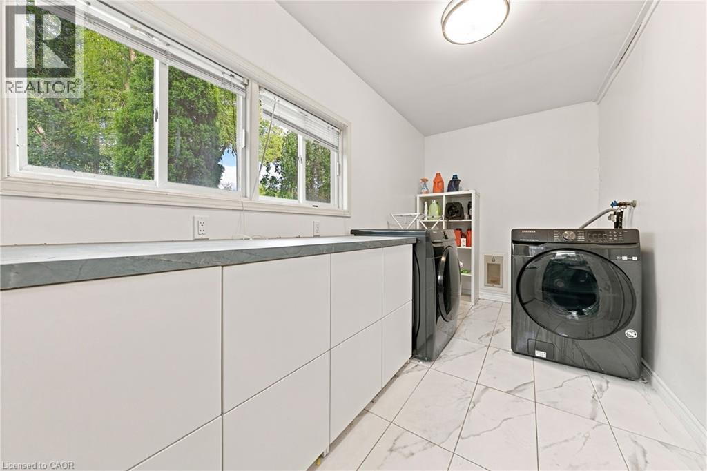 2177 Lakeshore Road, Burlington, ON