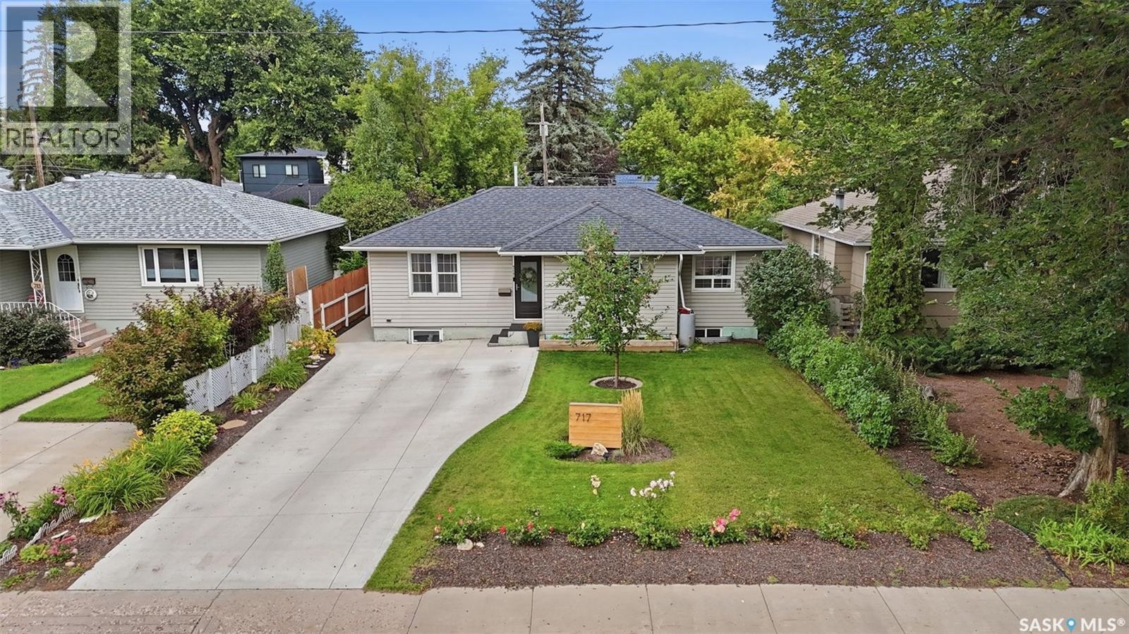 717 Taylor Street E, Saskatoon, SK