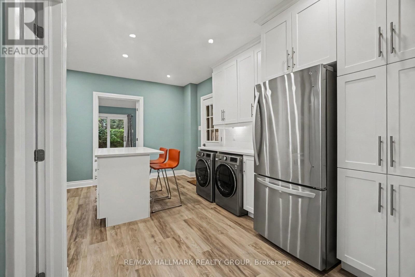 58 Concord Street N, Ottawa, ON