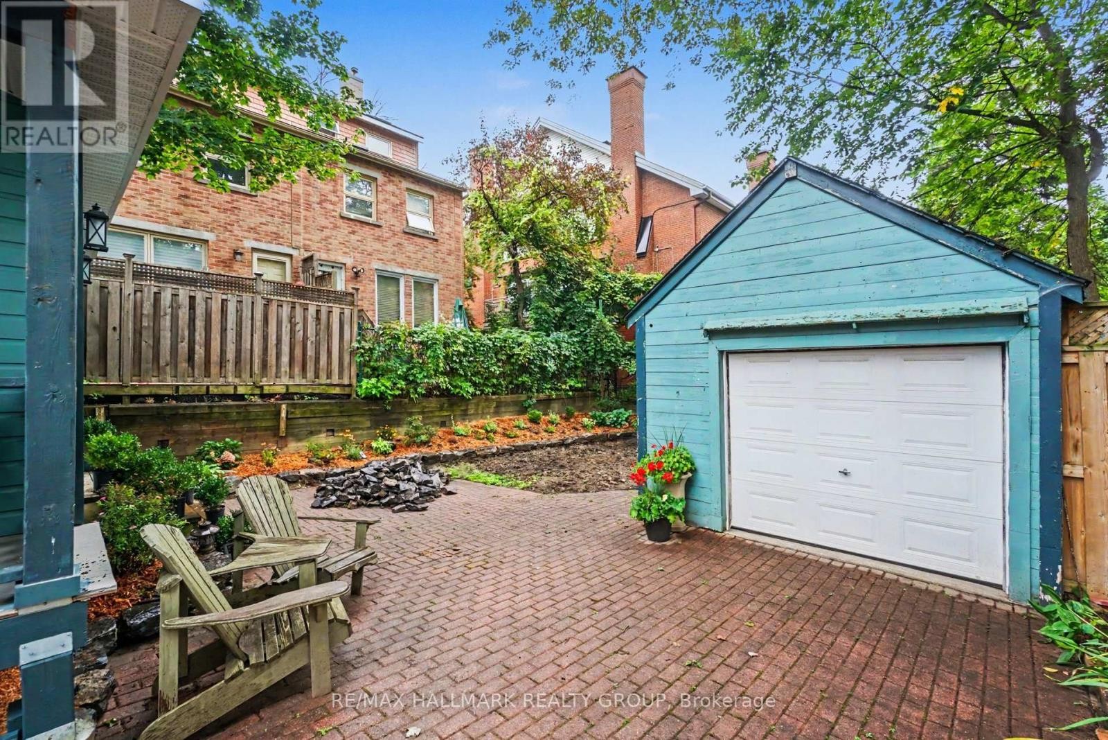 58 Concord Street N, Ottawa, ON