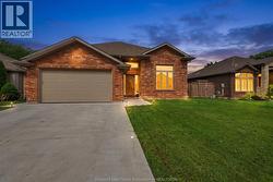 1364 MATTHEW CRESCENT Lakeshore, ON N0R 1A0