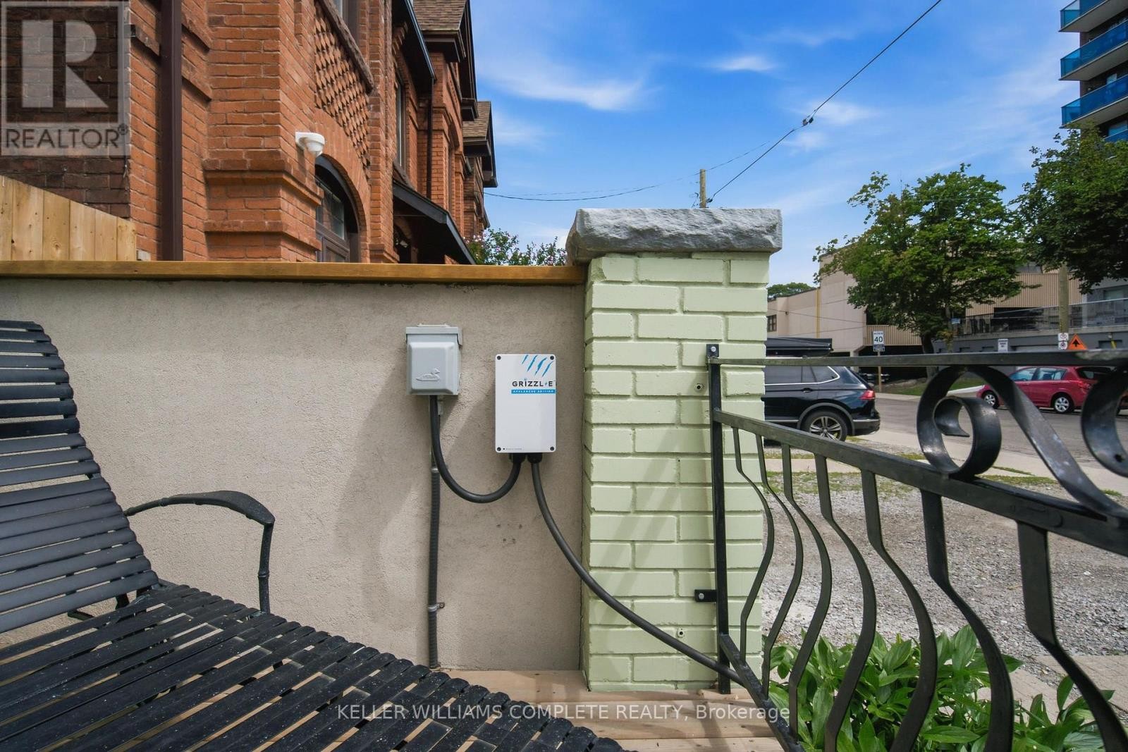 22 Spring Street, Hamilton, ON
