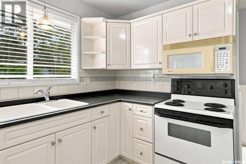 465 Birch Crescent, Saskatoon, SK 